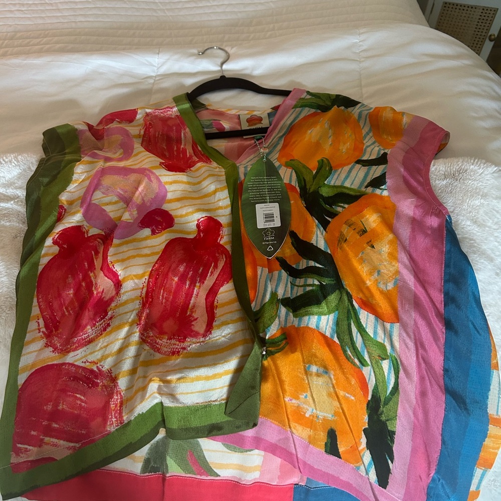 Farm Rio Fruit Scarf Top